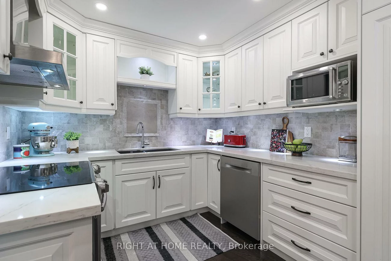 48, Porterfield, Aileen-Willowbrook, Markham