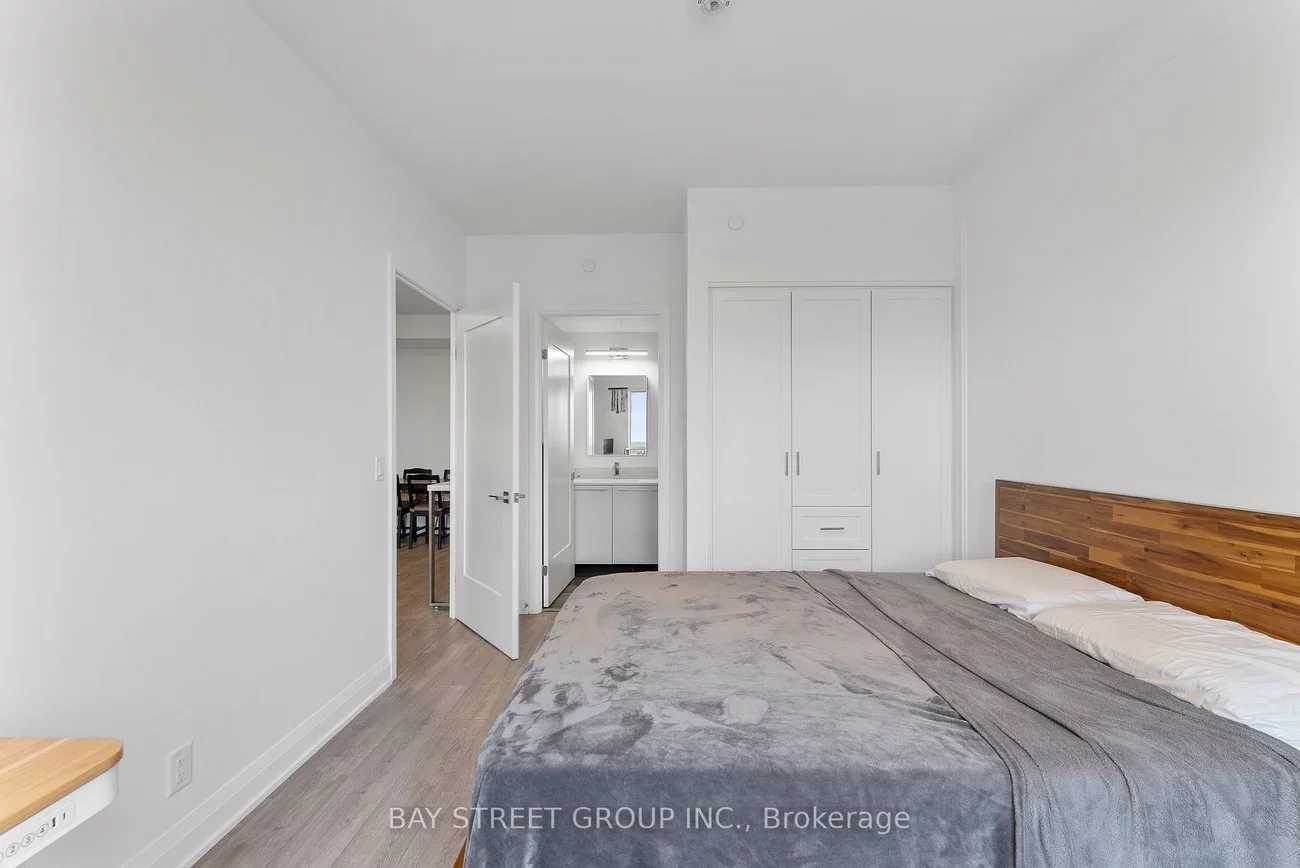 8, Water Walk, Unionville, Markham