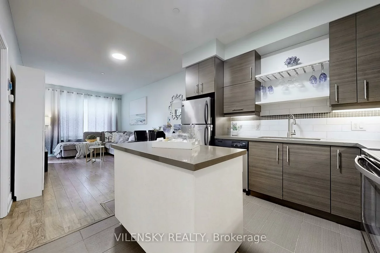 325, South Park, Commerce Valley, Markham