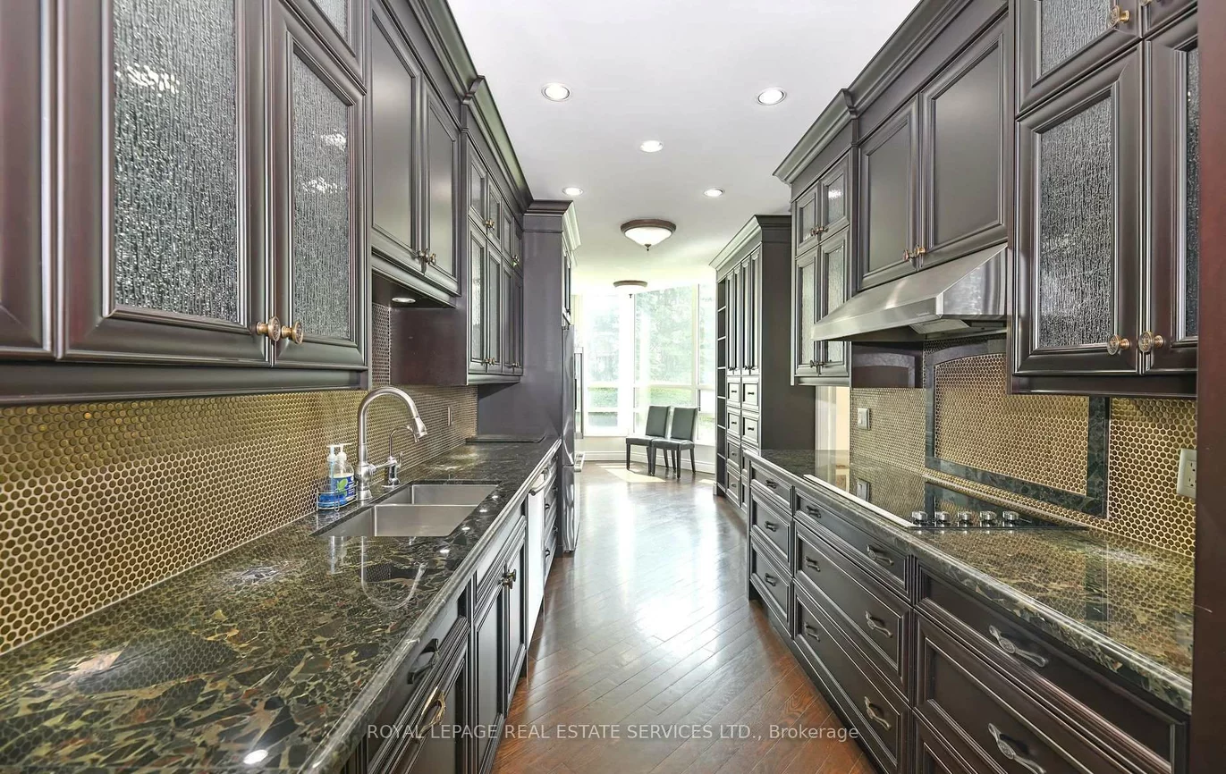 7905, Bayview, Aileen-Willowbrook, Markham