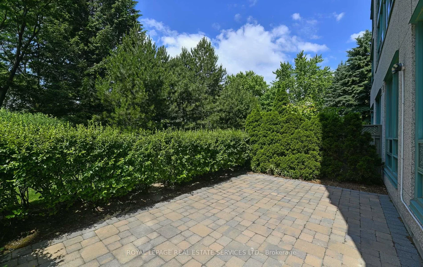 7905, Bayview, Aileen-Willowbrook, Markham