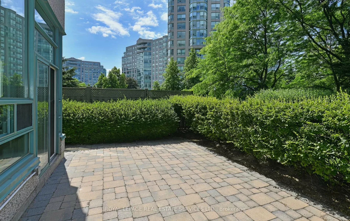 7905, Bayview, Aileen-Willowbrook, Markham