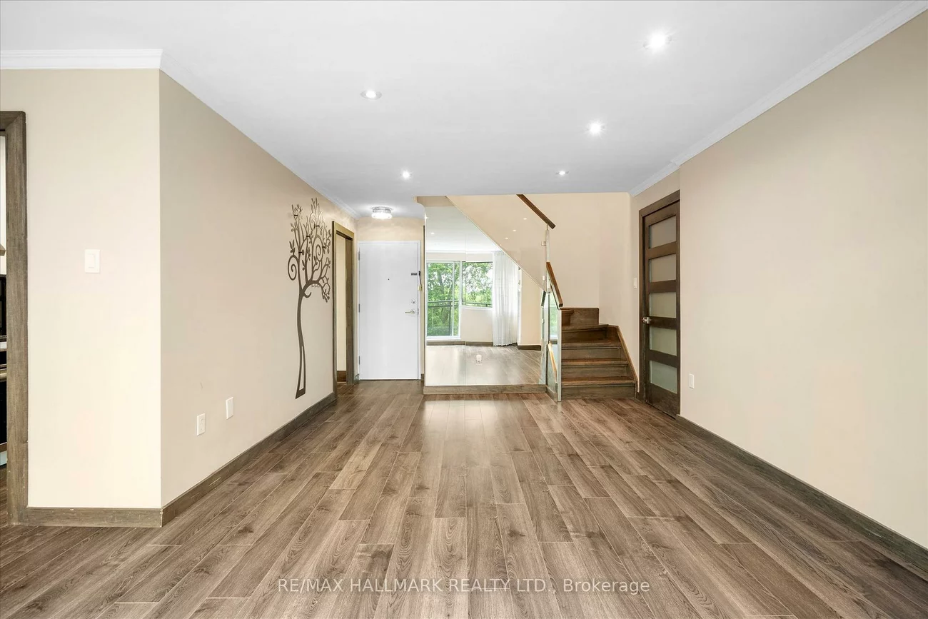 16, Elgin, Thornhill, Markham