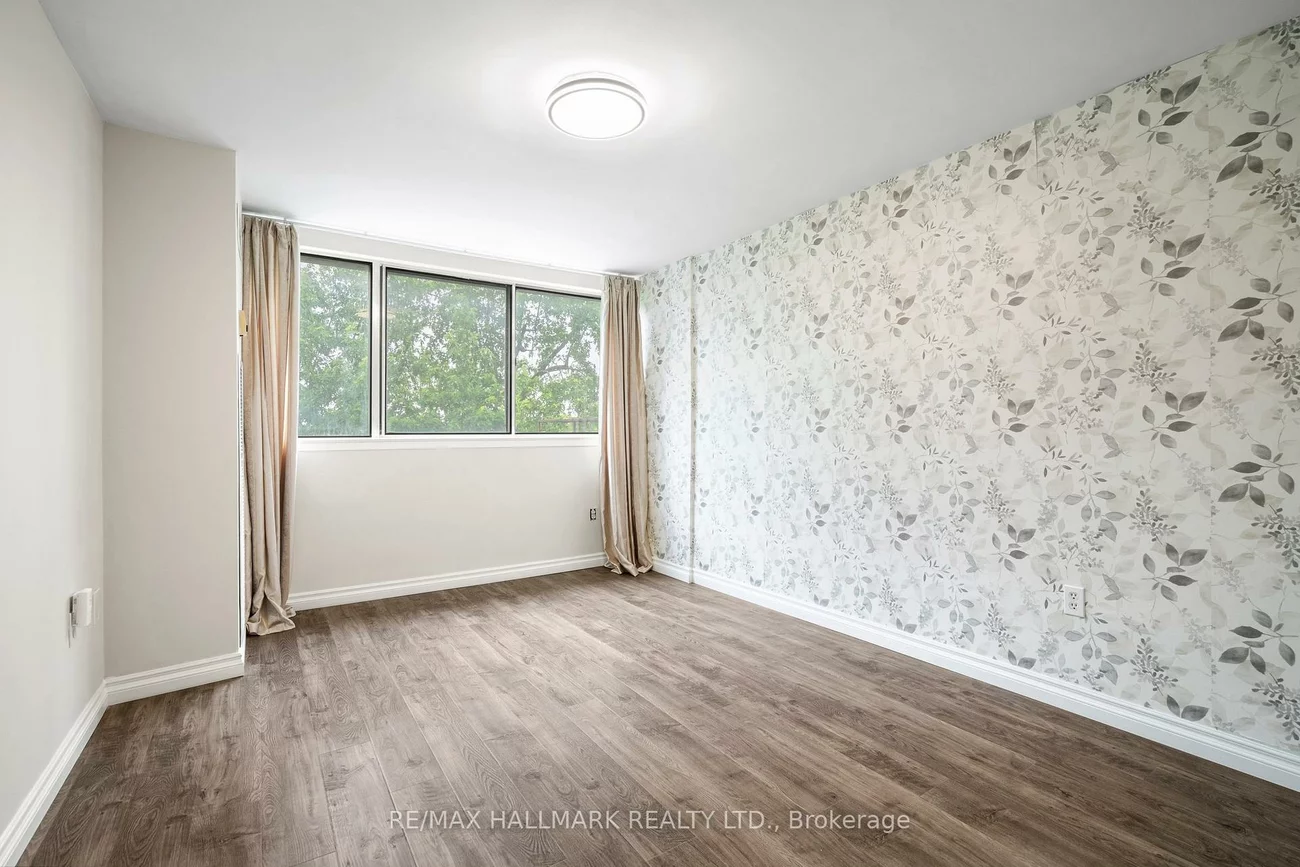 16, Elgin, Thornhill, Markham