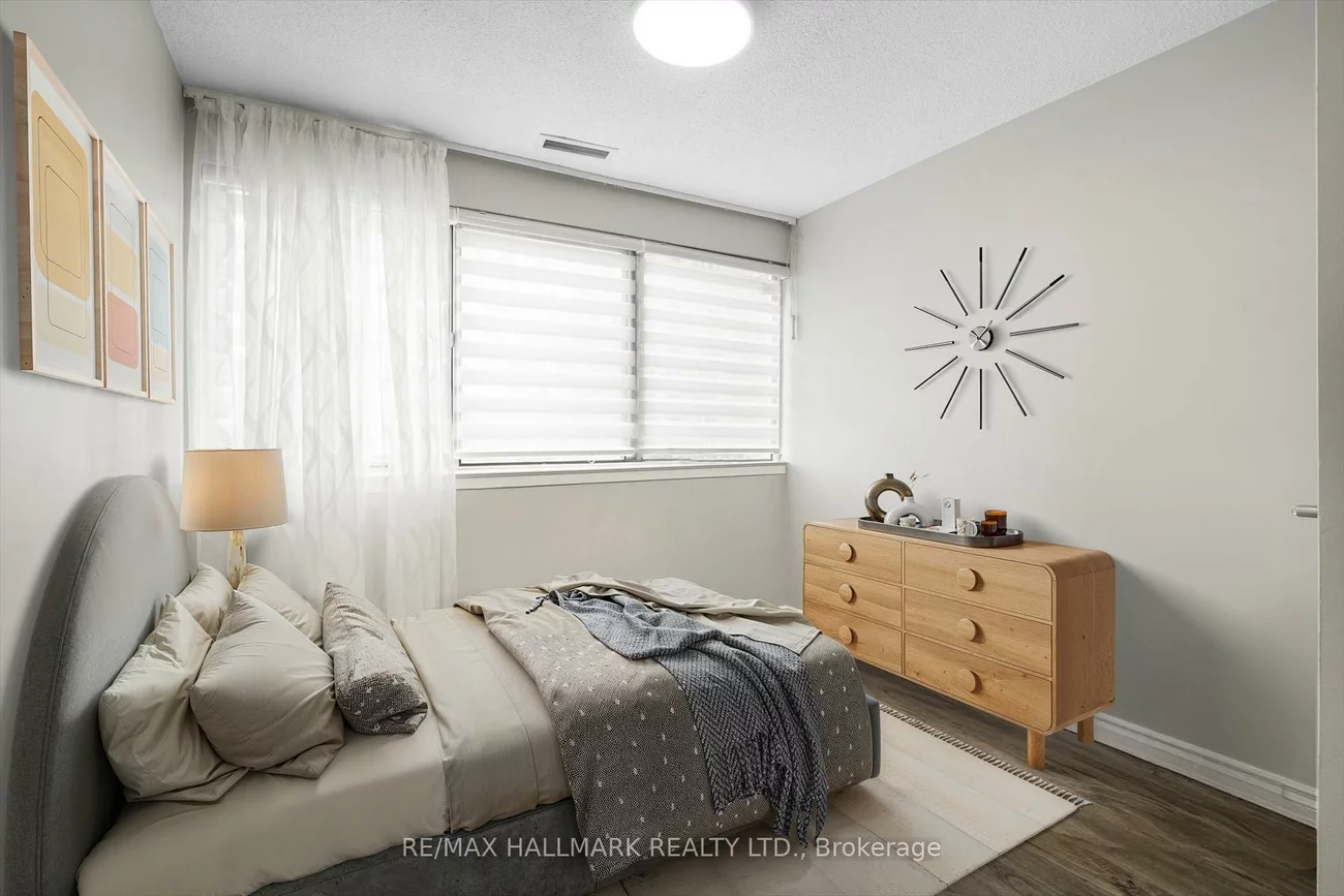 16, Elgin, Thornhill, Markham