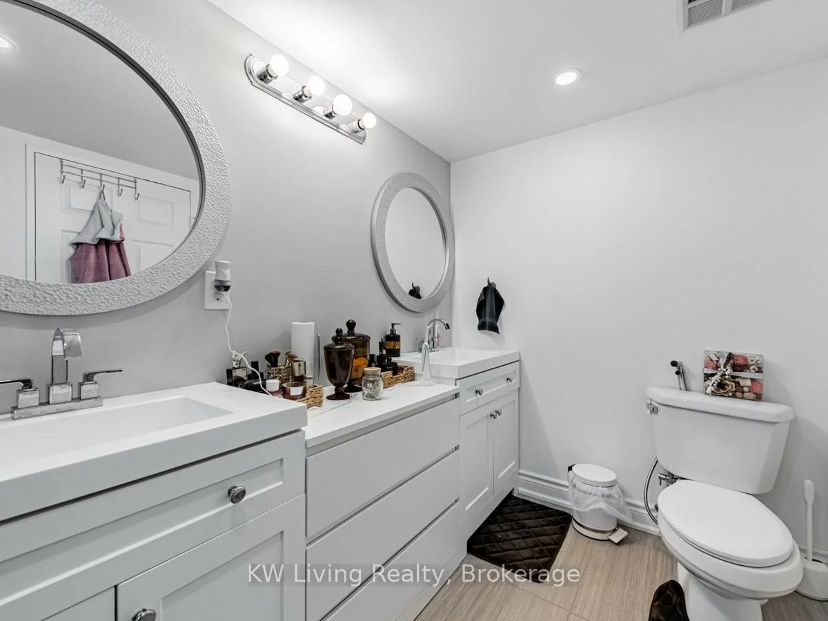 7825, Bayview, Aileen-Willowbrook, Markham