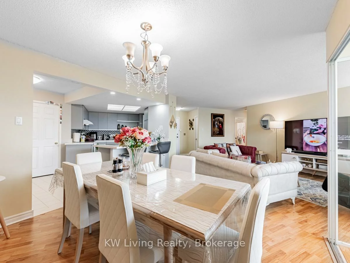 7825, Bayview, Aileen-Willowbrook, Markham