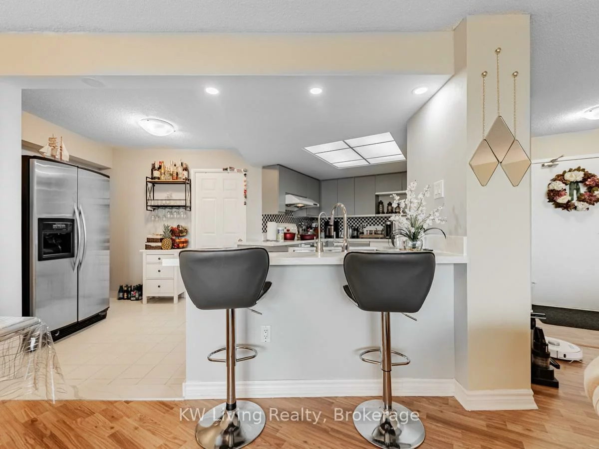 7825, Bayview, Aileen-Willowbrook, Markham