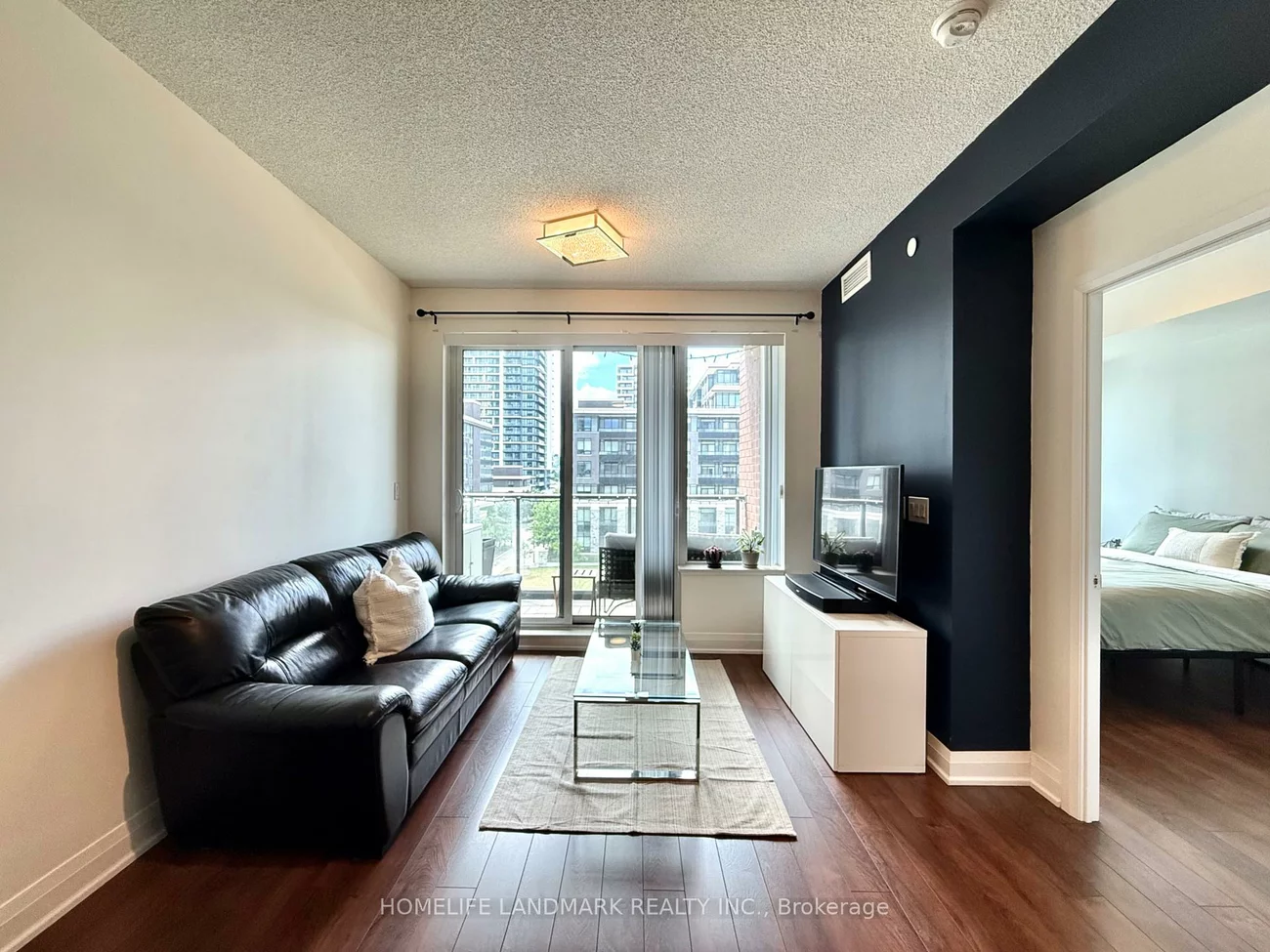28, Uptown, Unionville, Markham