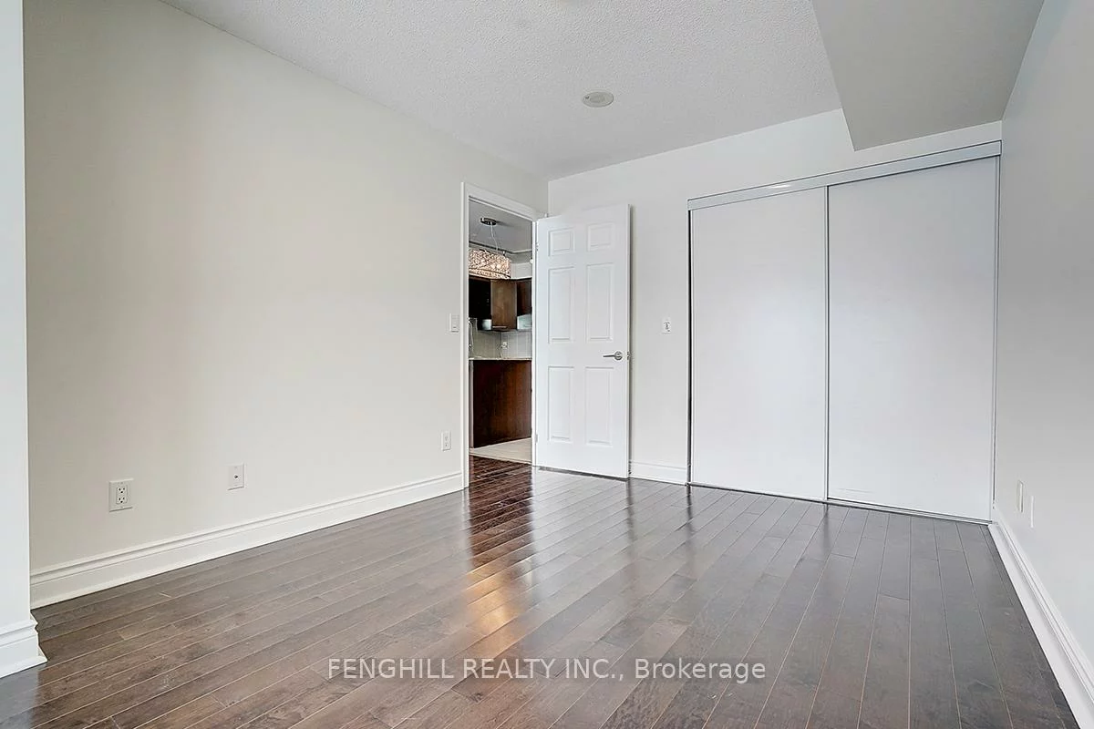 37, Galleria, Commerce Valley, Markham