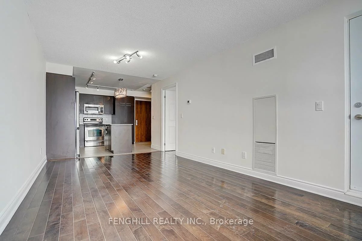 37, Galleria, Commerce Valley, Markham