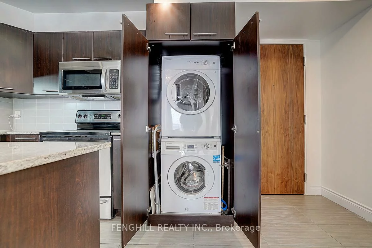 37, Galleria, Commerce Valley, Markham