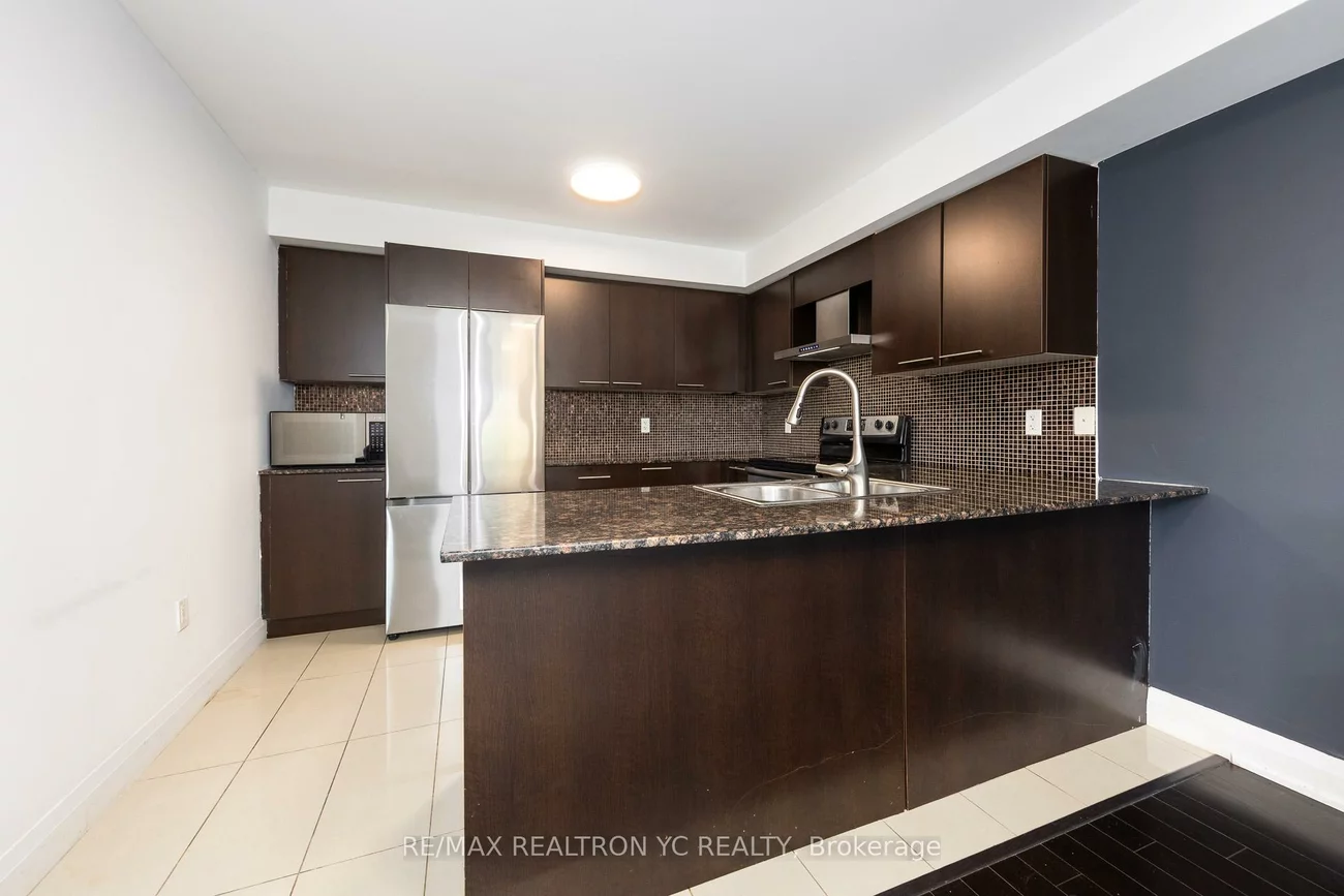 322, John, Aileen-Willowbrook, Markham