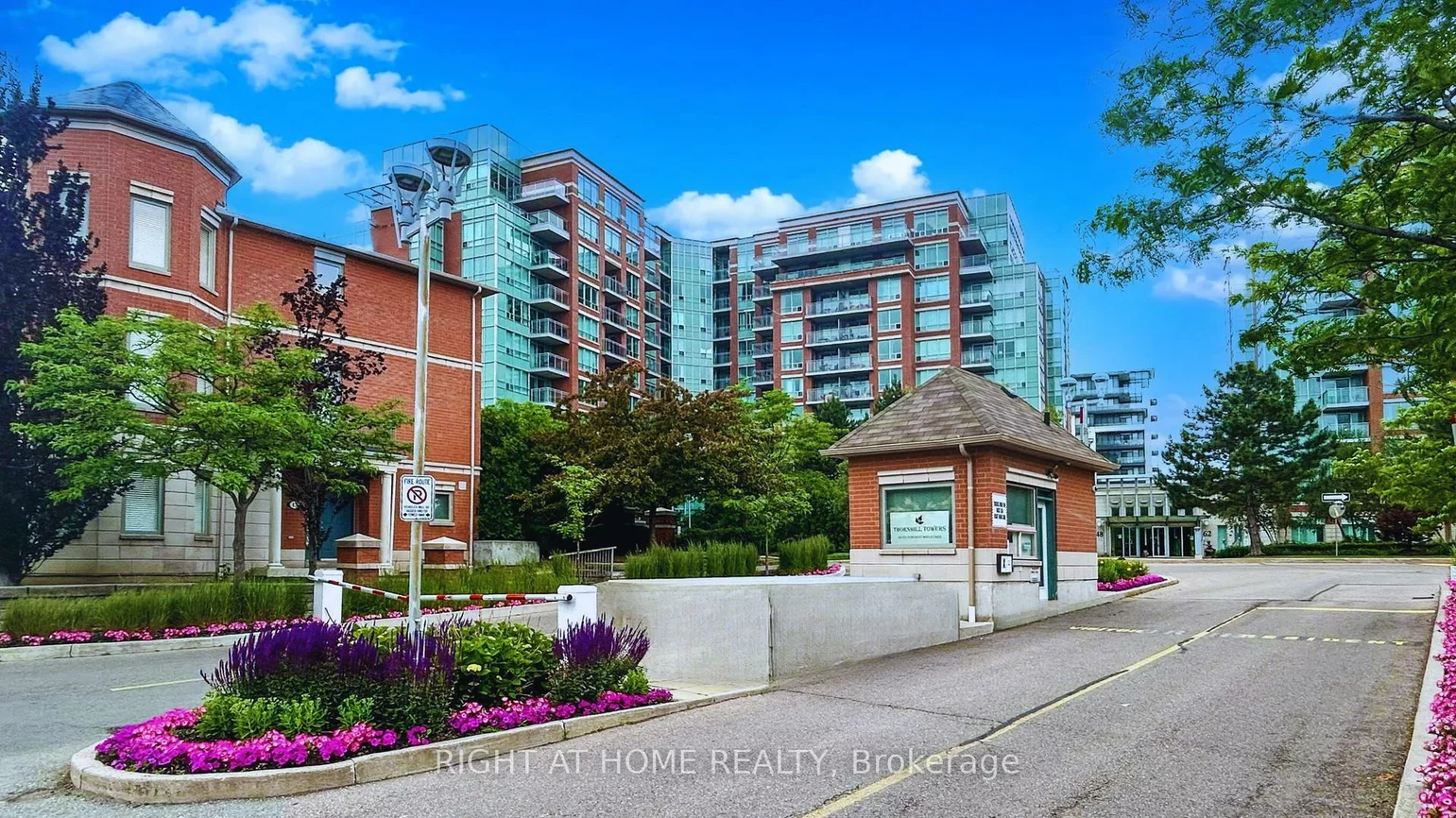 48, Suncrest, Commerce Valley, Markham