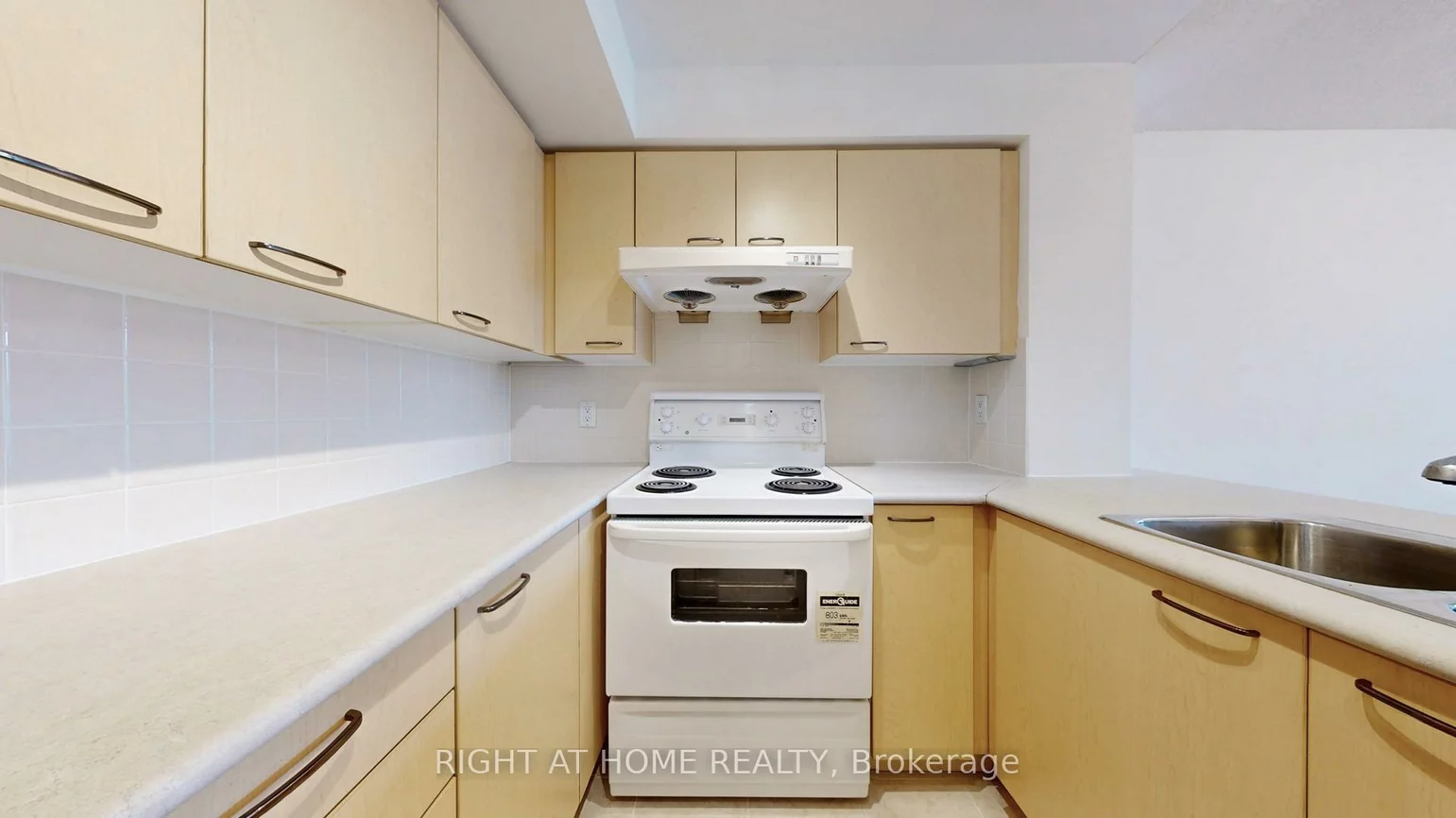 48, Suncrest, Commerce Valley, Markham