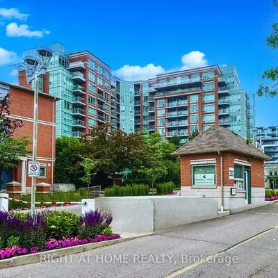 48, Suncrest, Commerce Valley, Markham