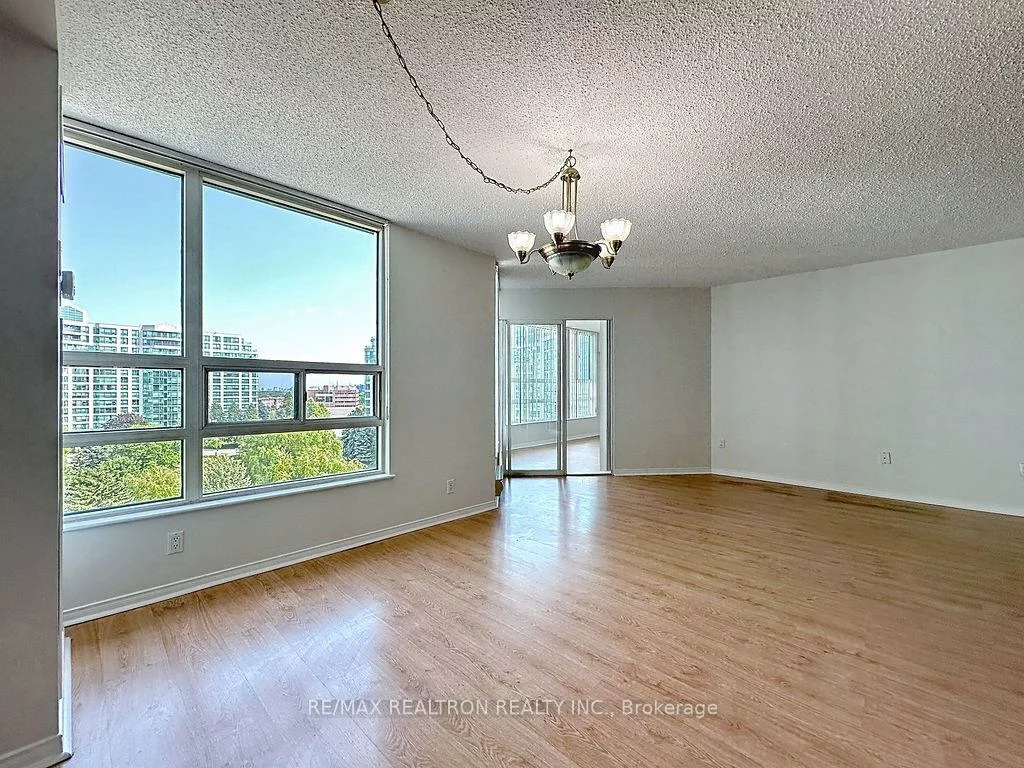7905, Bayview, Aileen-Willowbrook, Markham