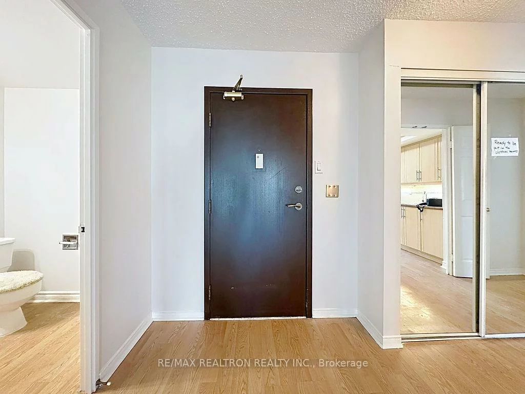 7905, Bayview, Aileen-Willowbrook, Markham