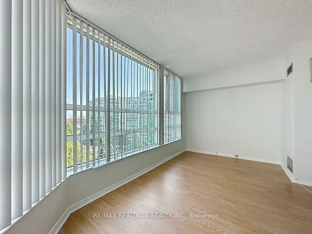 7905, Bayview, Aileen-Willowbrook, Markham