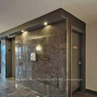 7905, Bayview, Aileen-Willowbrook, Markham