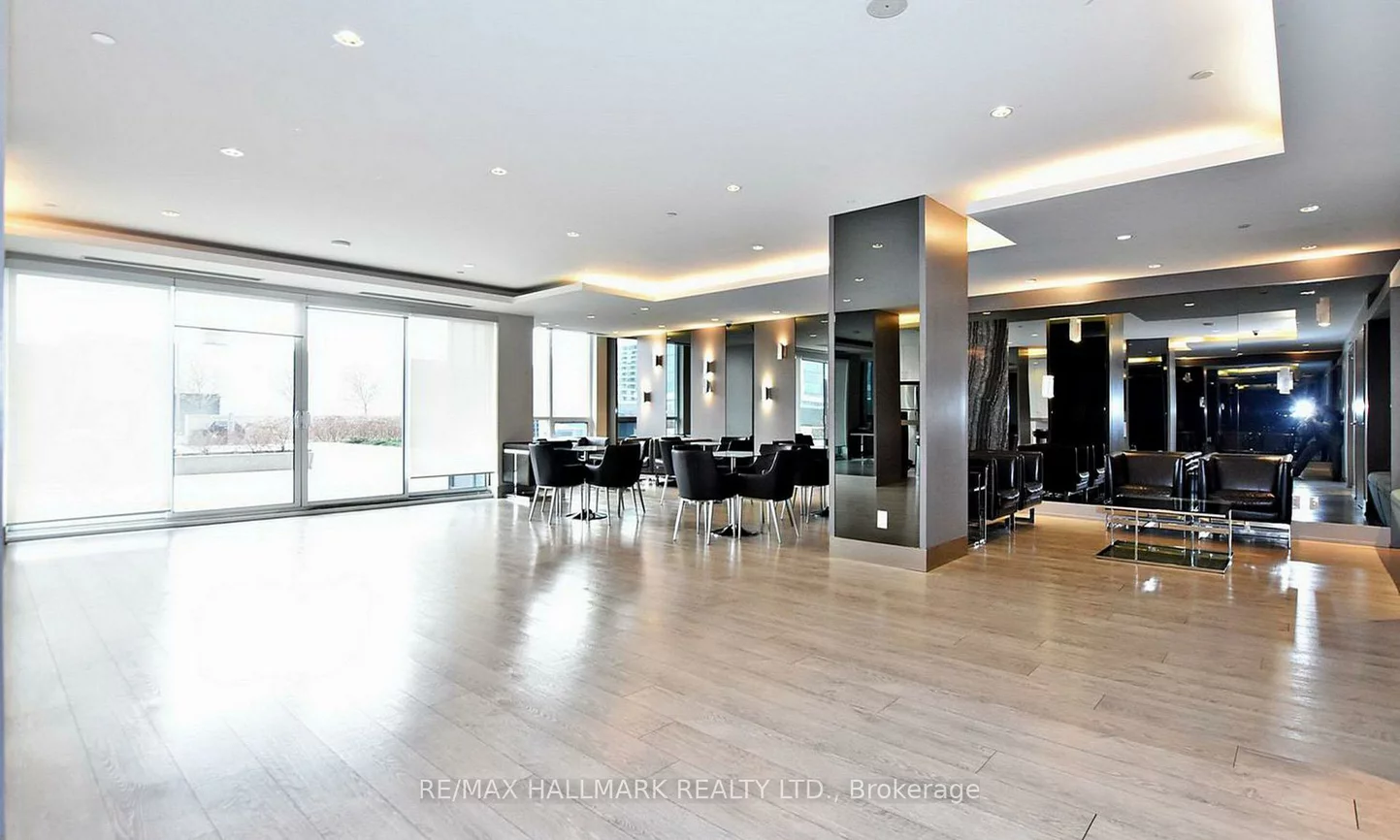 7171, Yonge, Thornhill, Markham