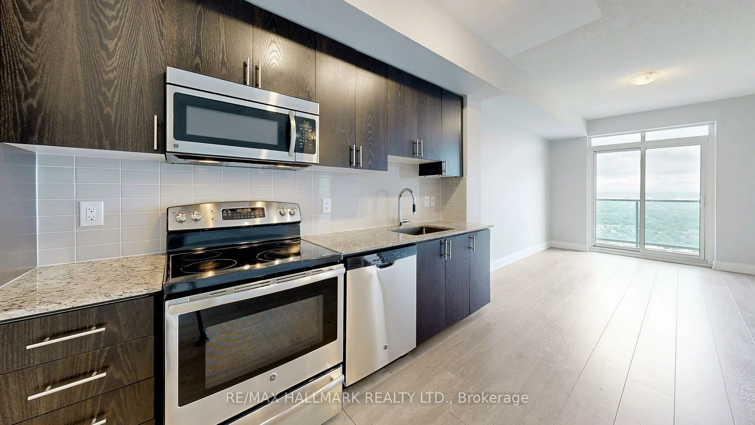 7171, Yonge, Thornhill, Markham