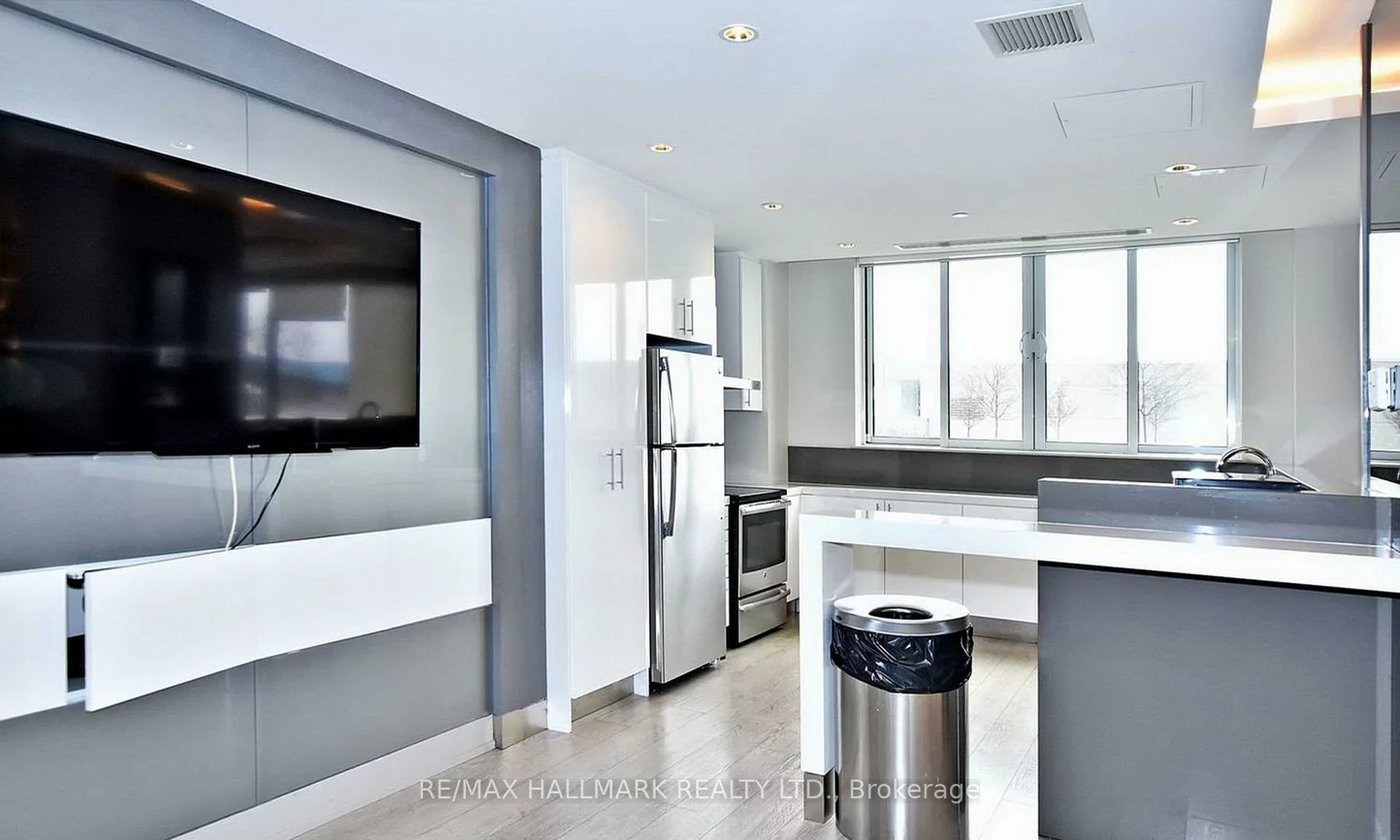 7171, Yonge, Thornhill, Markham