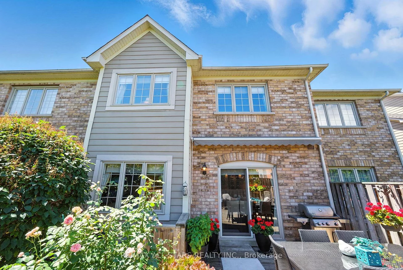 39, Louisbourg, Greensborough, Markham