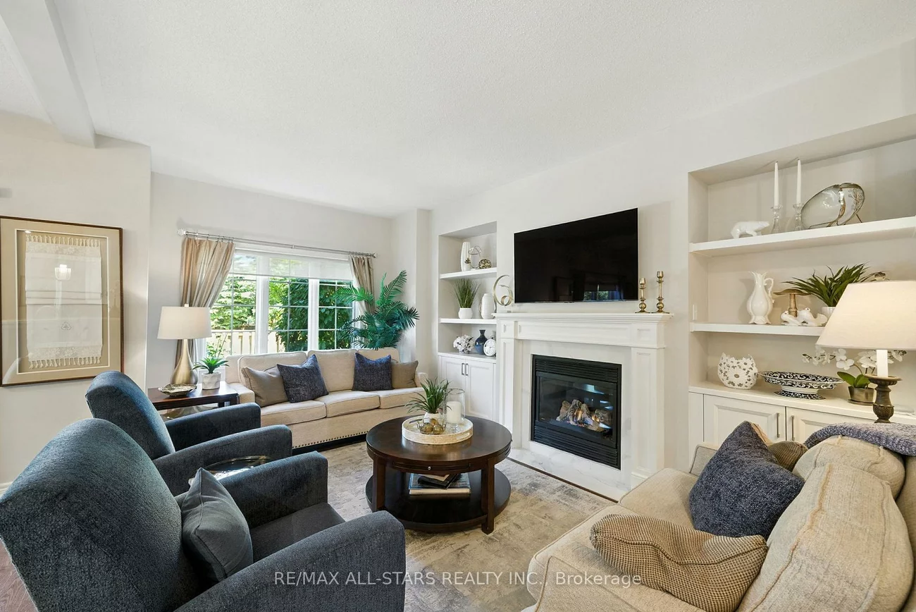 39, Louisbourg, Greensborough, Markham