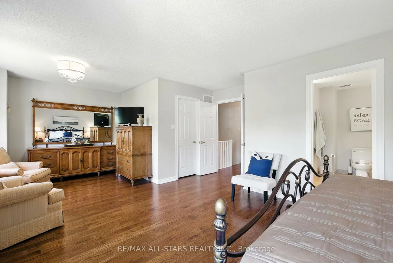 39, Louisbourg, Greensborough, Markham
