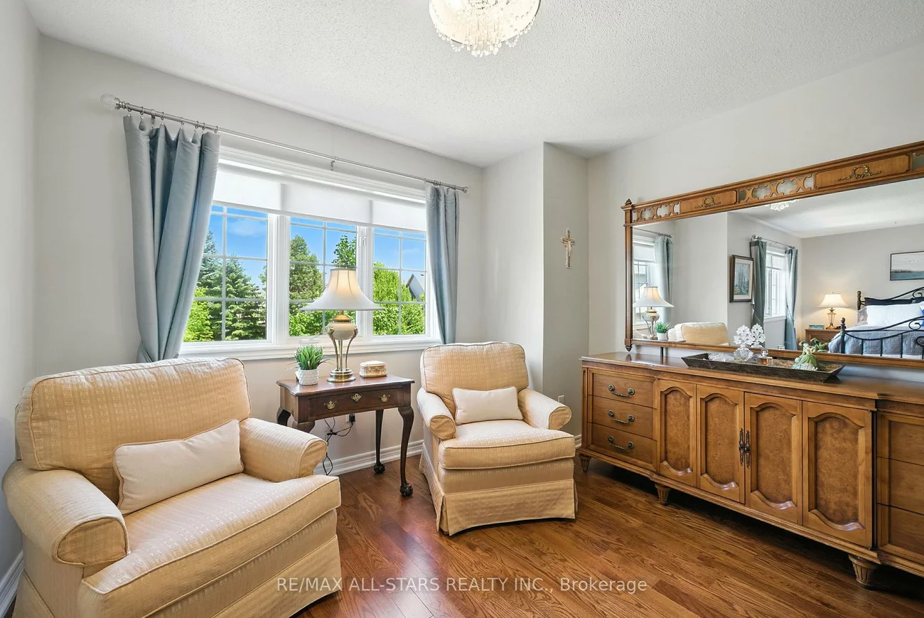 39, Louisbourg, Greensborough, Markham