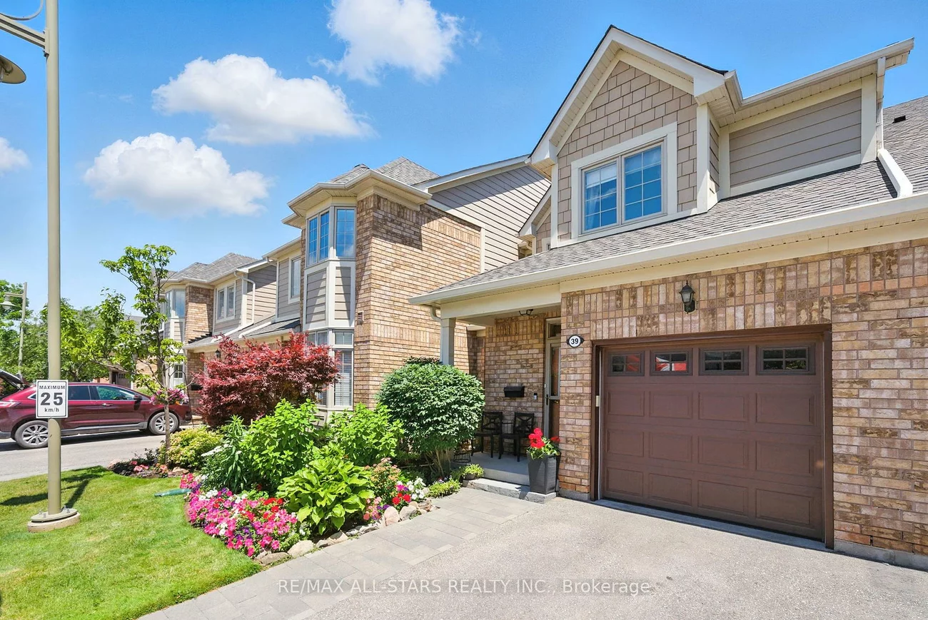 39, Louisbourg, Greensborough, Markham