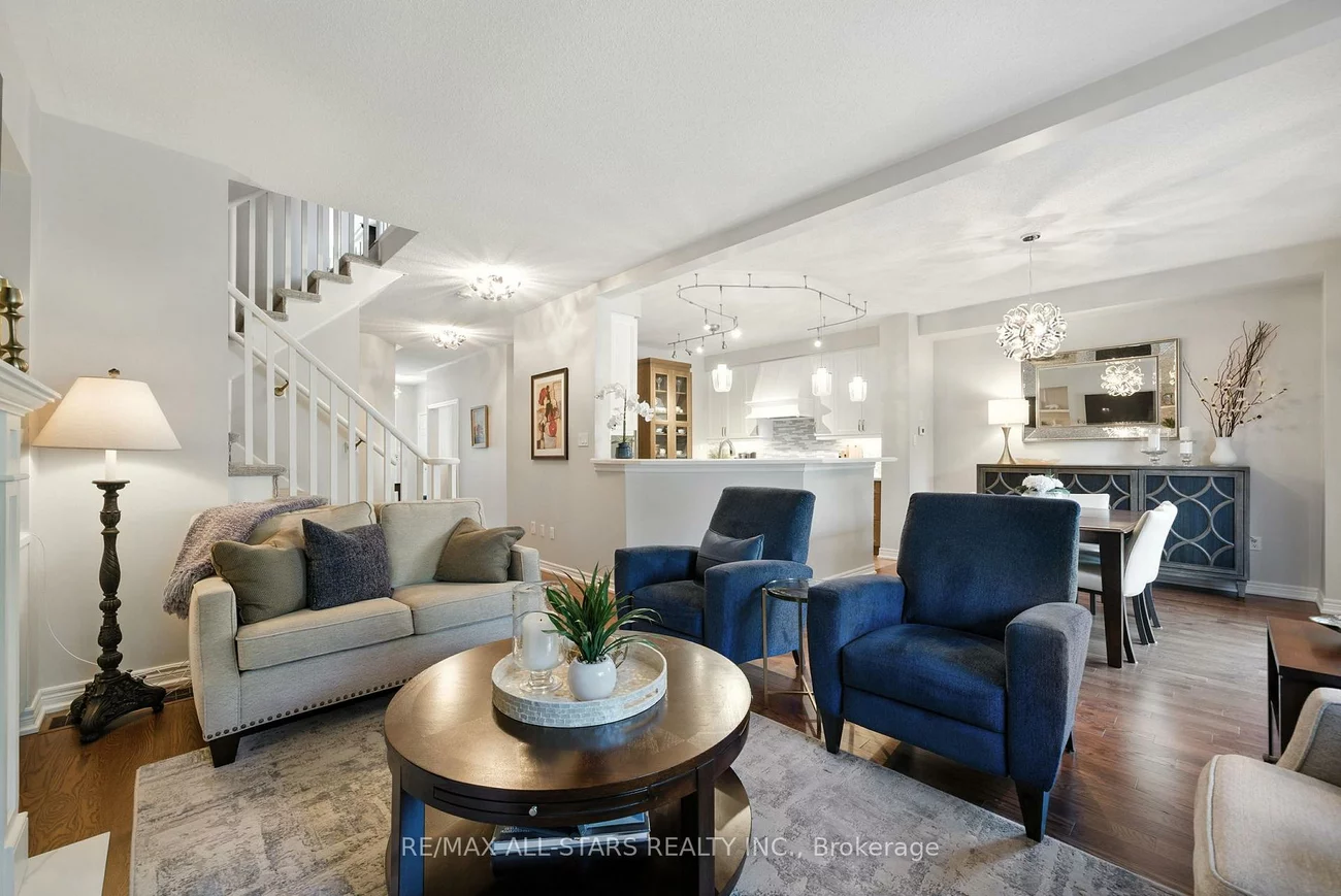 39, Louisbourg, Greensborough, Markham