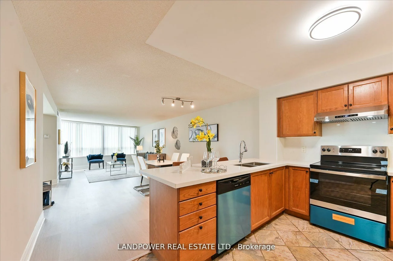 48, Suncrest, Commerce Valley, Markham