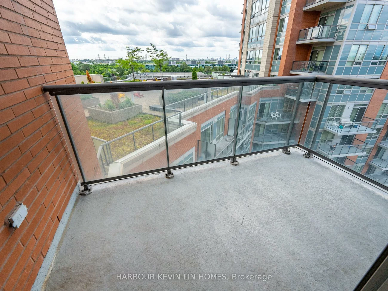 60, South Town Centre, Unionville, Markham