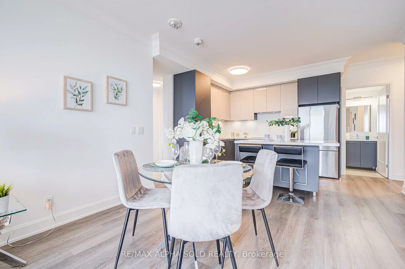 8, Water Walk, Unionville, Markham