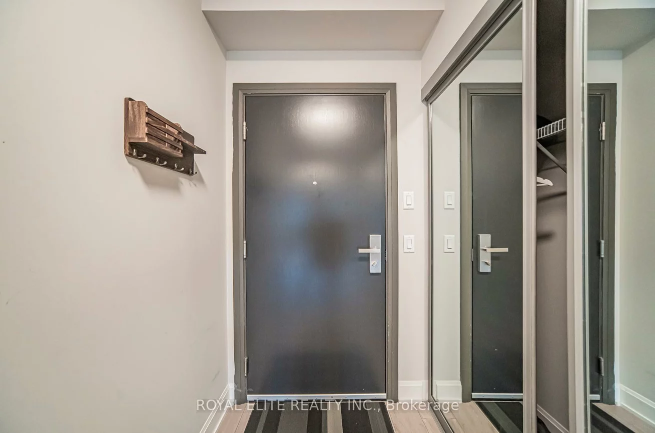 18, Water Walk, Unionville, Markham