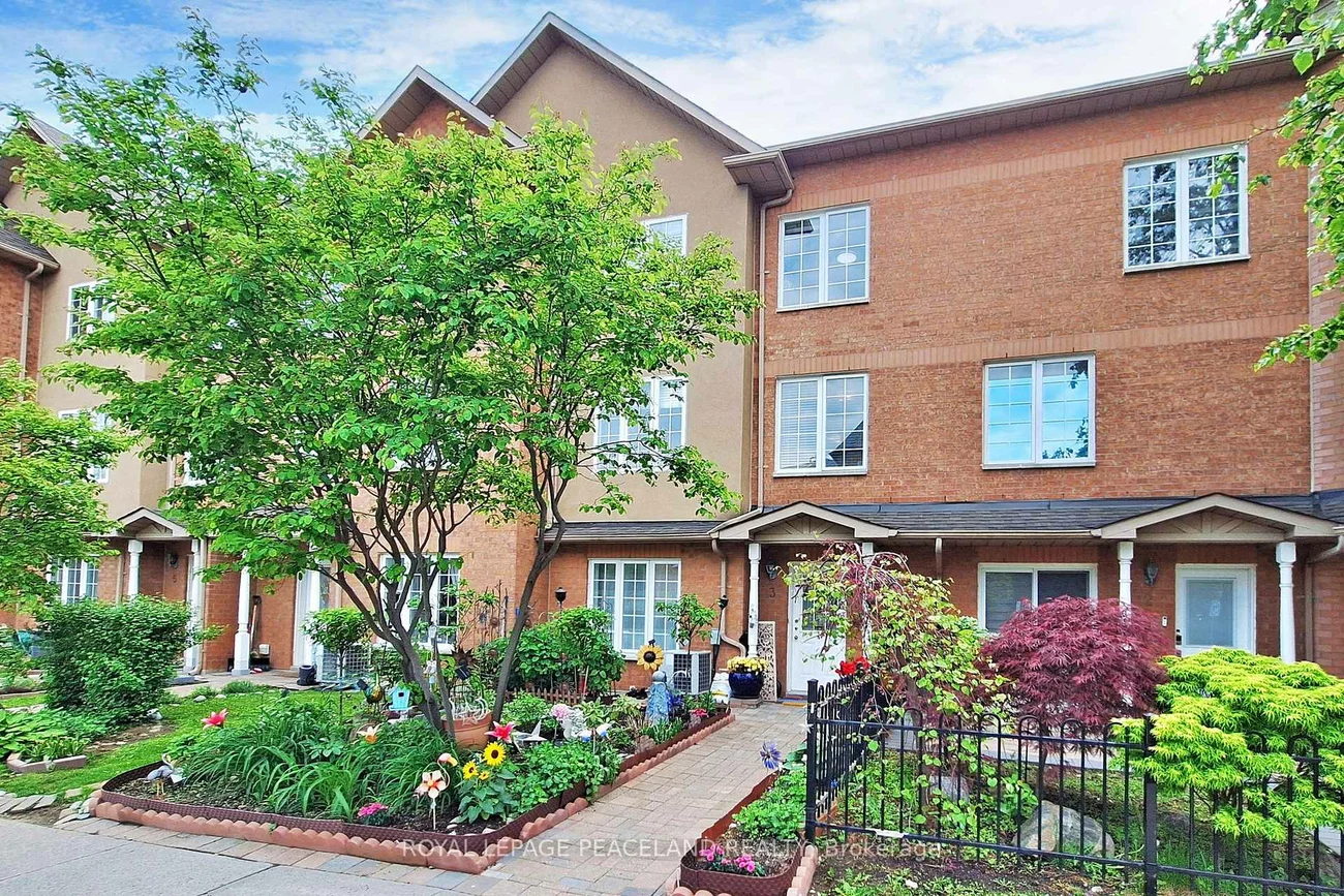 15, St Moritz, Unionville, Markham