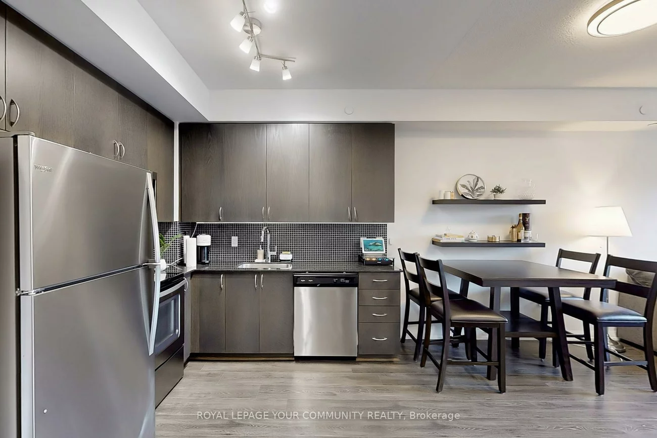 9560, Markham, Wismer, Markham