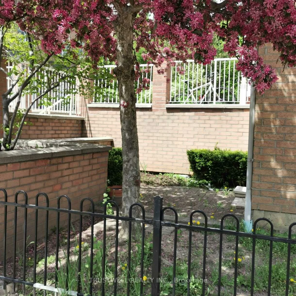 16, Cox, Unionville, Markham