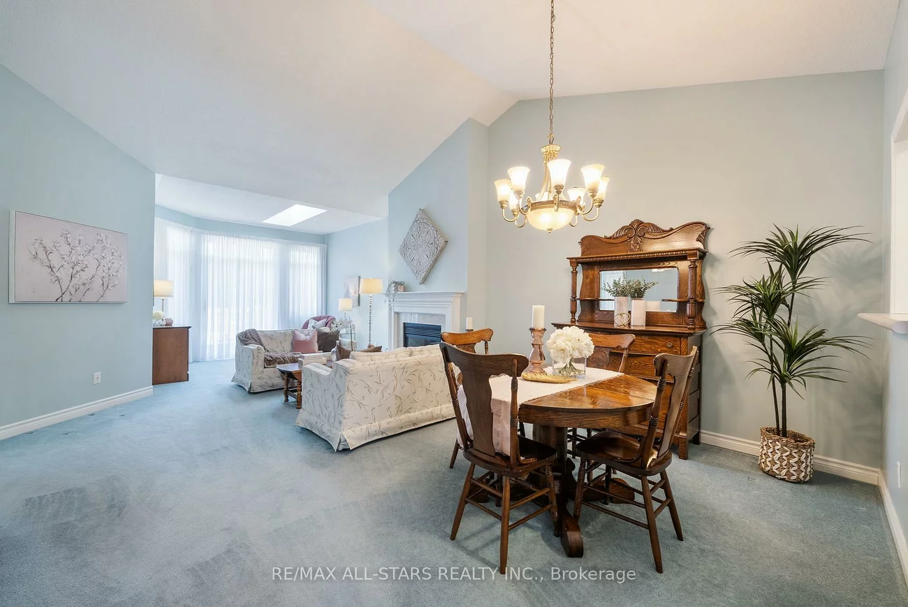 19, Christina Falls, Greensborough, Markham