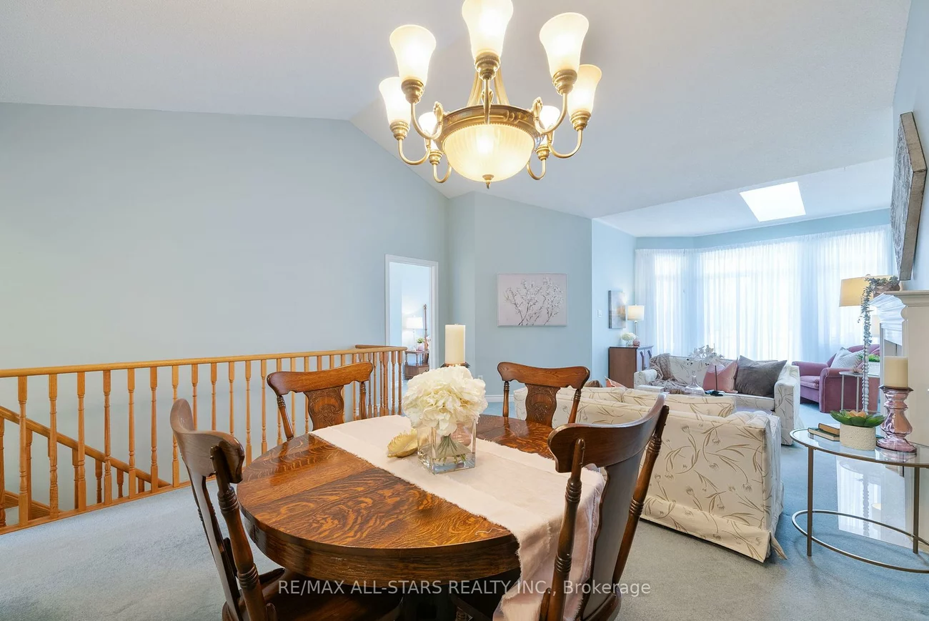 19, Christina Falls, Greensborough, Markham