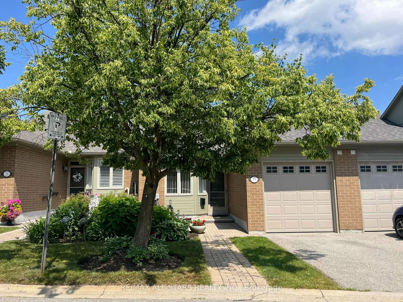19, Christina Falls, Greensborough, Markham