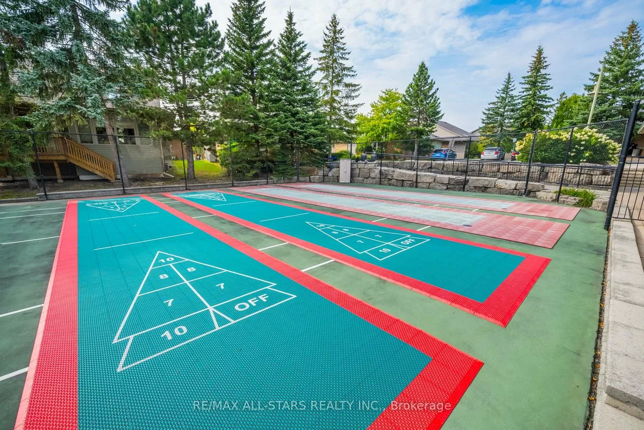 19, Christina Falls, Greensborough, Markham