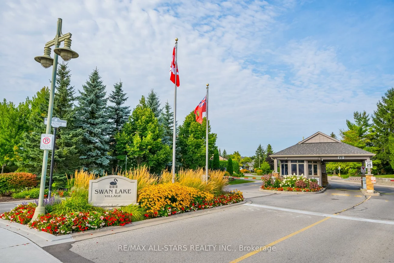 19, Christina Falls, Greensborough, Markham