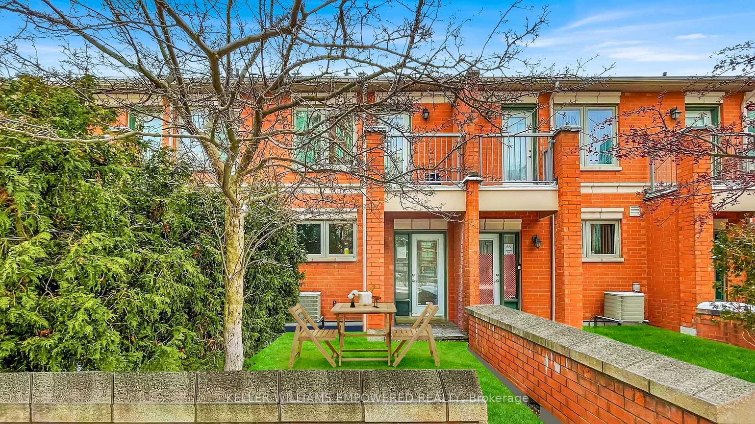 68, Suncrest, Commerce Valley, Markham