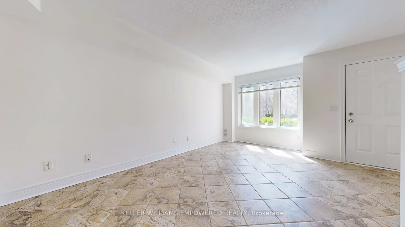 68, Suncrest, Commerce Valley, Markham