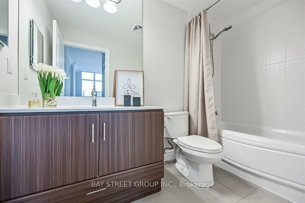 89, SOUTH TOWN CENTRE, Unionville, Markham