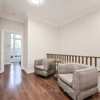89, SOUTH TOWN CENTRE, Unionville, Markham