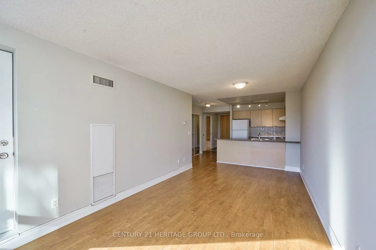 62, Suncrest, Commerce Valley, Markham